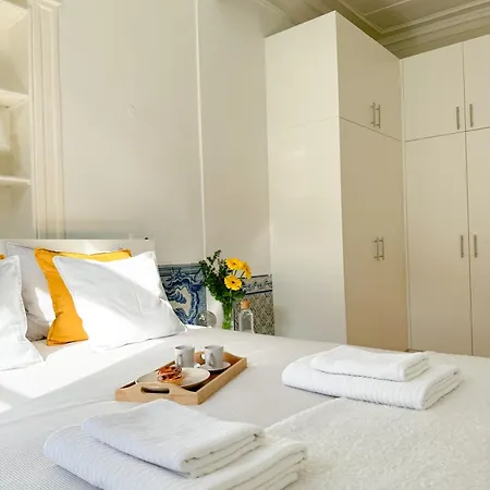 Cozy With Shared Bathroom On Rua Augusta Lisbon