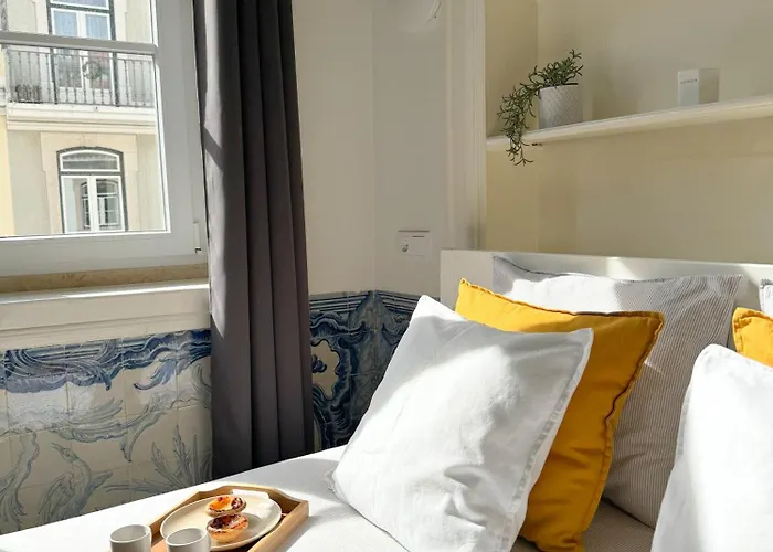Spacious Historic On Rua Augusta Pensjonat